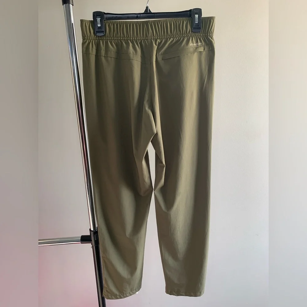 Eddie Bauer Women’s Olive Green Pants - Picture 7 of 9